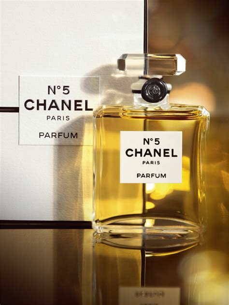 chanel no 5 l'eau duftbeschreibung|chanel 5 vs 5 l'eau.